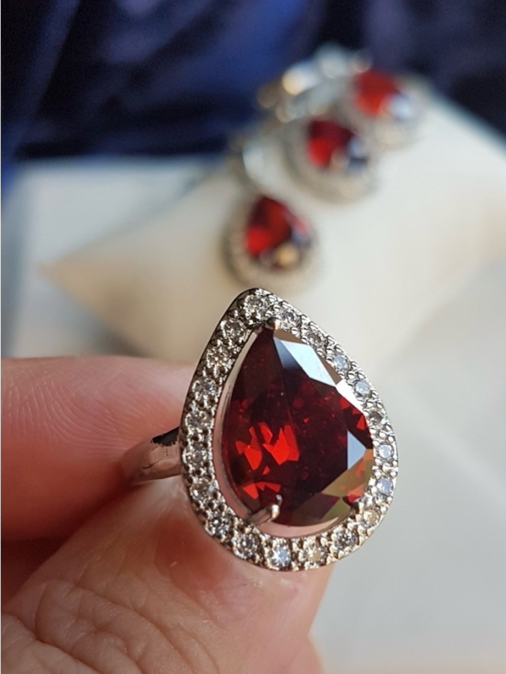 Swarovski Elements 925 Sterling Silver Large Garnet Red Teardrop Ring NEW
